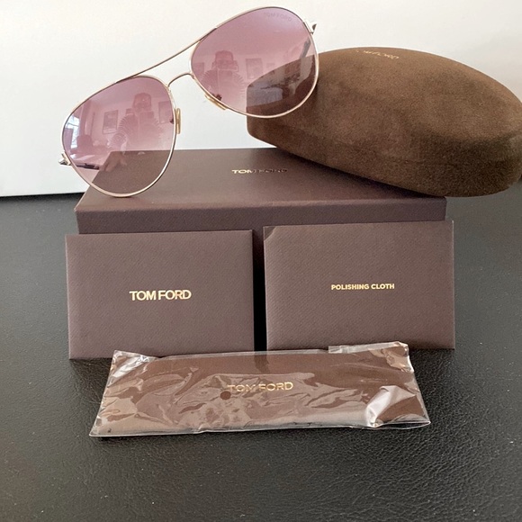 NWOT Sunglasses Tom Ford FT 0823 Clark 28U Shiny Rose Gold -Trans Pink/Gradient - Picture 5 of 15